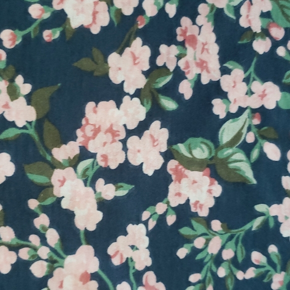 Dress - Picture 4 of 5